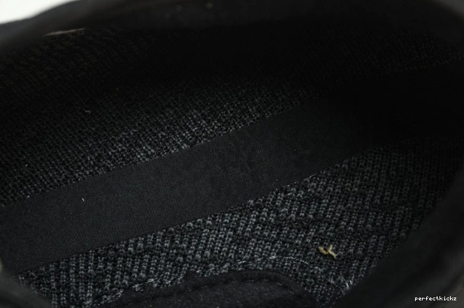 Yeezy Black BB5350 Boost 2023) Adidas Pirate 350 (2022 0803